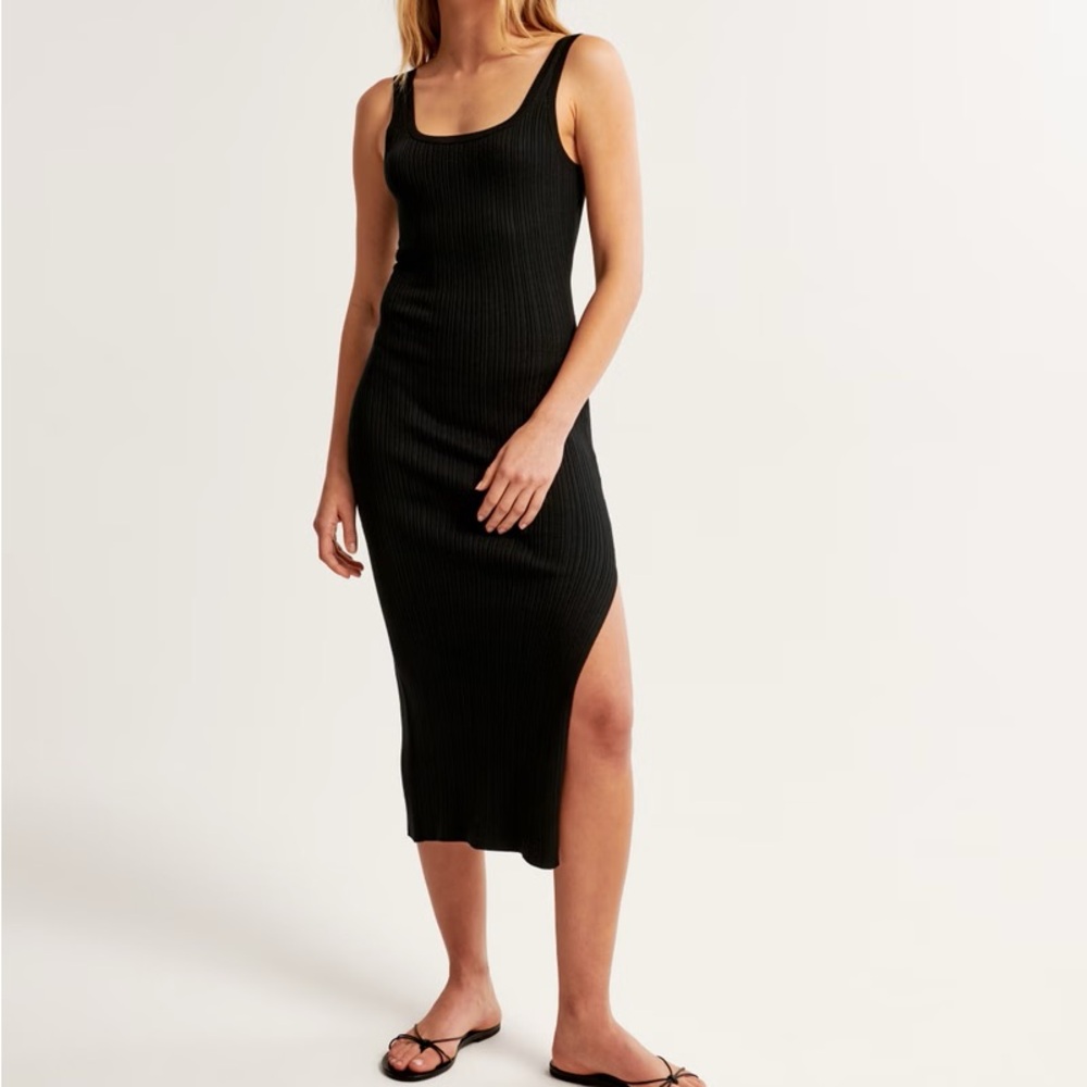 NWOT Ribbed Midi Sweater Dress